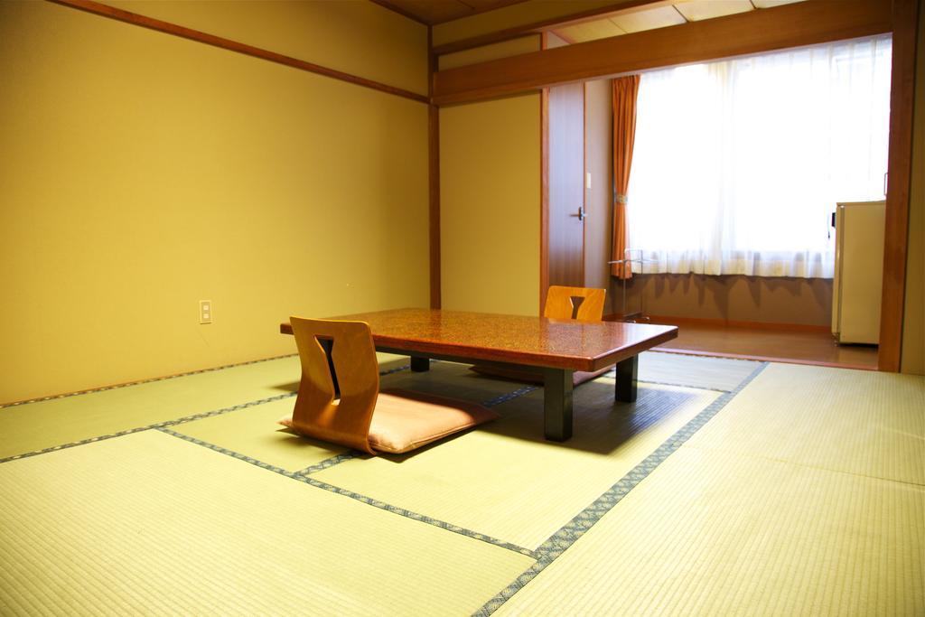 Nakaya Ryokan Minakami Quarto foto